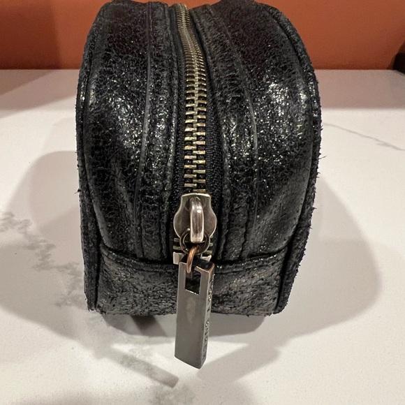 Tory Burch cosmetics bag - Picture 12 of 12